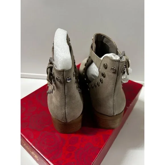 Carlos Santana Blake Suede Sand Ankle Studded Booties Women’s Size 8.5 NEW - Picture 5 of 6